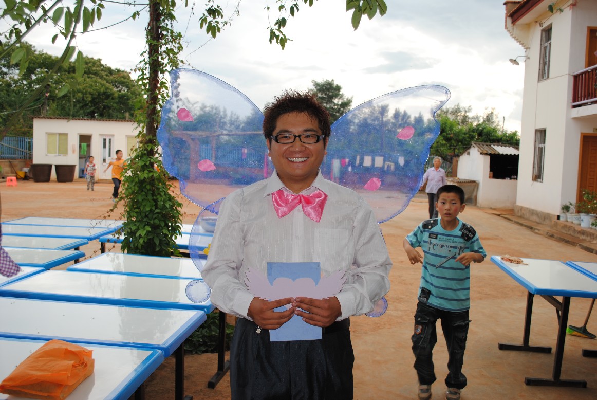 1206031222ef98270ec0c6b67f.jpg