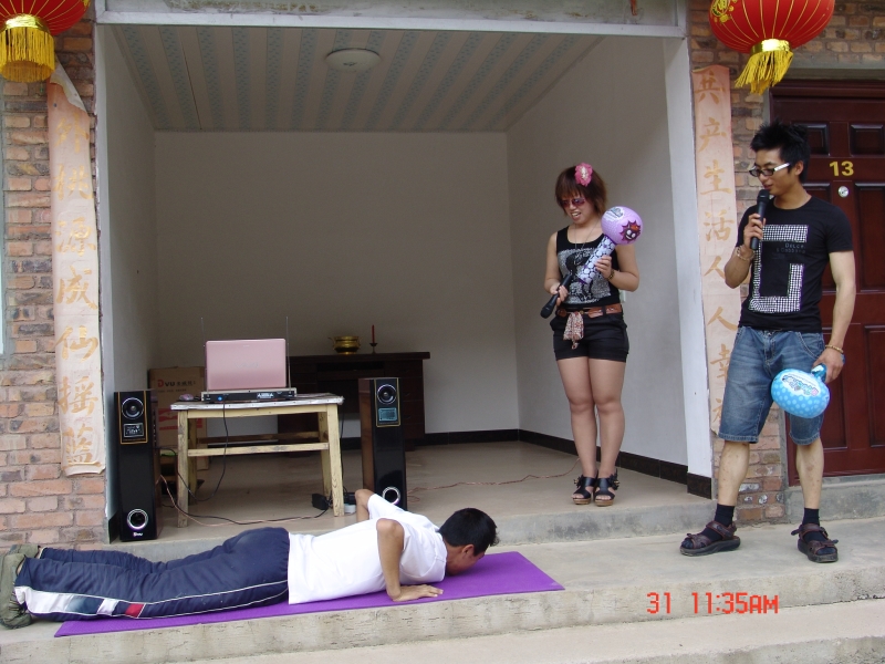 173103ezx2vsy2vsy4sjxq.jpg