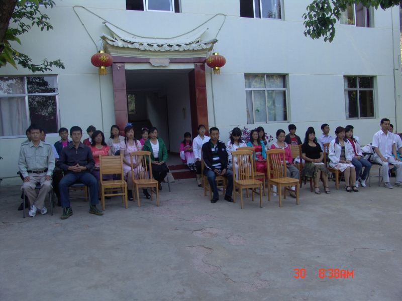 172425nrq61p139m1qp1q0.jpg