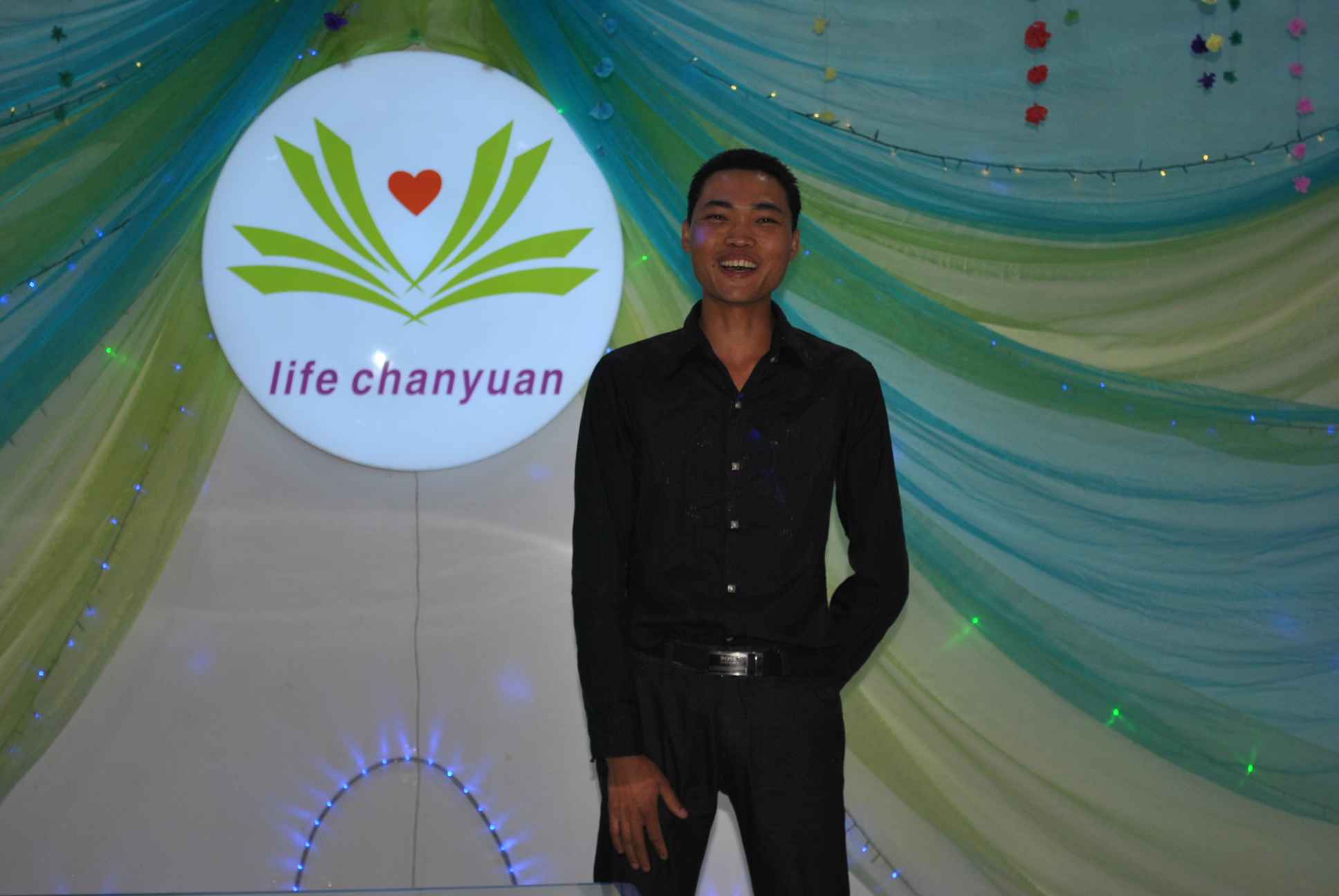 164832qxkte39x09x5wpws.jpg