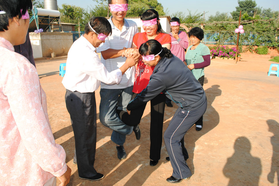 112247tckjznofc1copfun.jpg