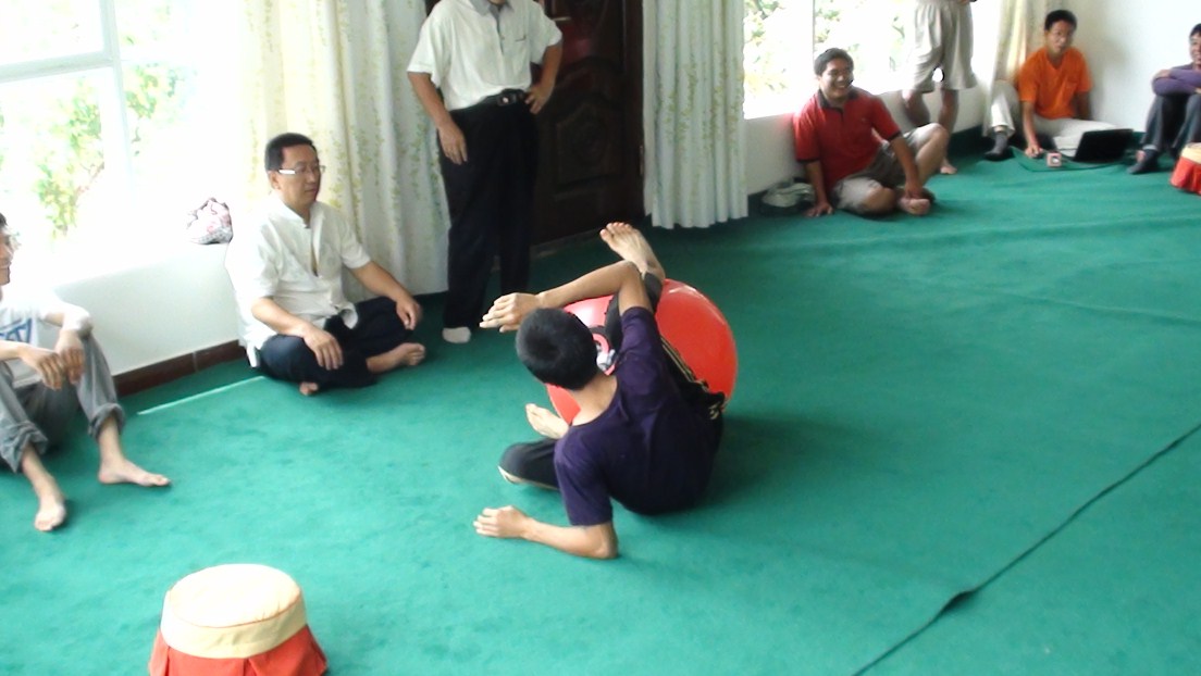 蹦蹦球 (10).jpg