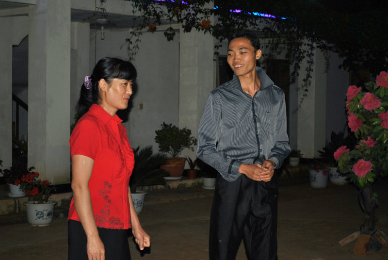 180535vy7cyaub2eb1mo1a.jpg